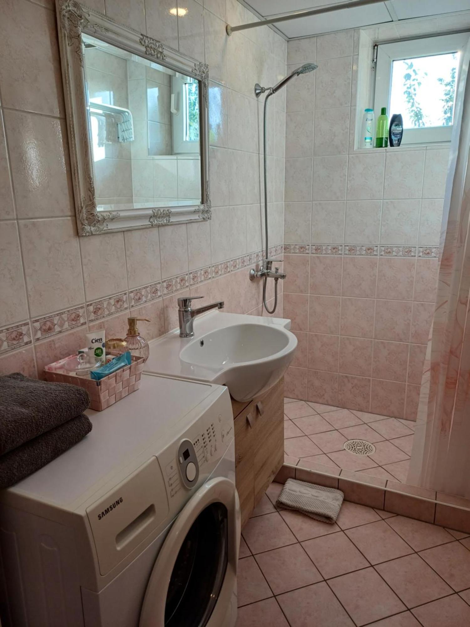 Paernu Posti Apartment Екстер'єр фото